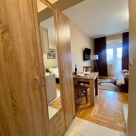 Lägenhet Centar 24 *